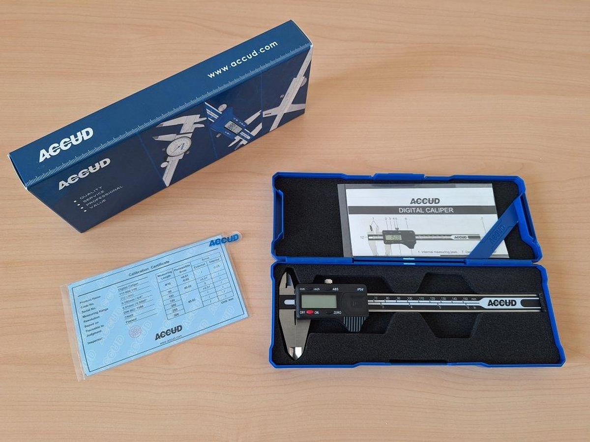 Digitale schuifmaat 0 – 150 mm | Glasliniaal | IP54 | ACCUD