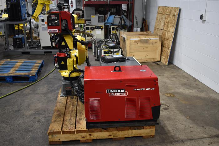 Used FANUC Arcmate 120ic/12L Industrial Welding Robot with R30ib Controller and Lincoln Powerwave 455 STT