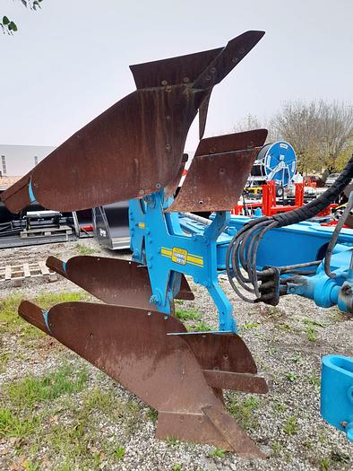 Usato ARATRO BIVOMERE ANNOVI USATO