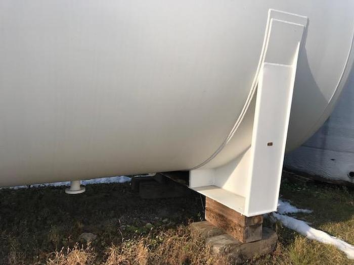 D'occasion USED 13 200 GALLON TANK, CARBON STEEL, HORIZONTAL