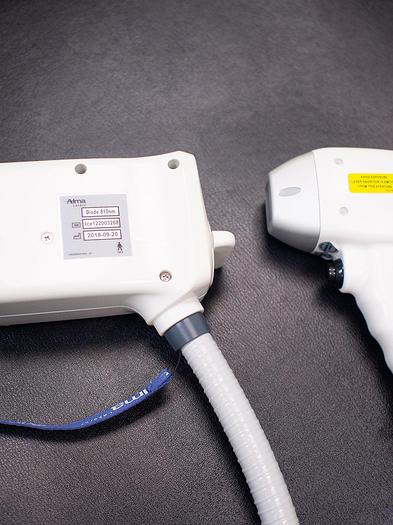 Used Alma Soprano ICE w/ SHR Hair removal laser w/ 3 Hand Pieces