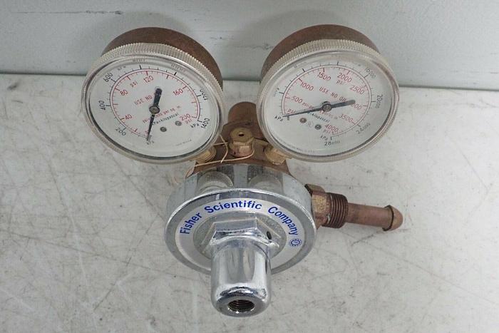 Used Fisher Scientific Company FS-100 CGA-580 Double Gauge Regulator