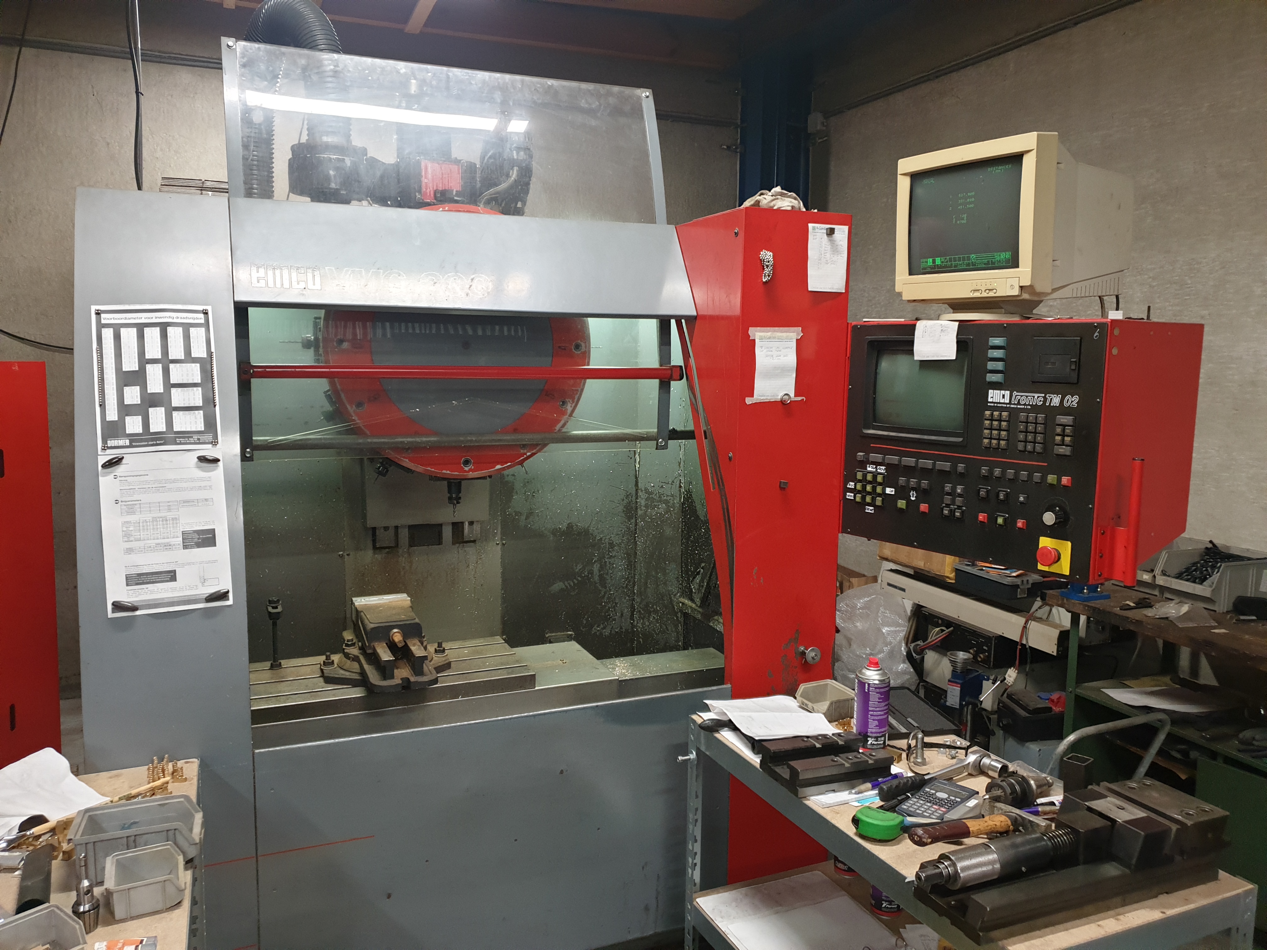 Gebruikt EMCO VMC 200