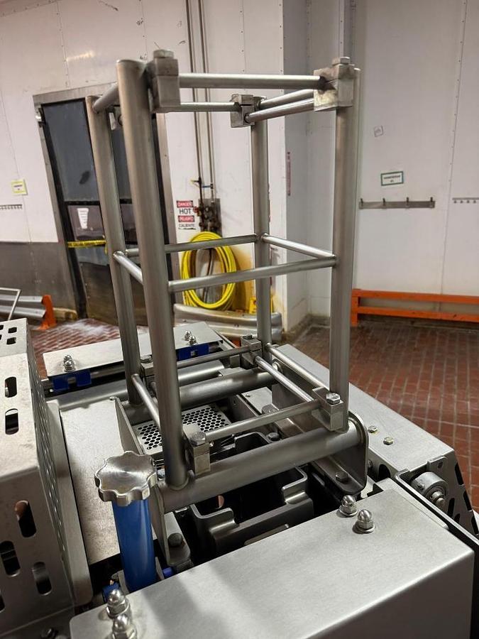 Used Grote 506E-LH Slicer/Applicator