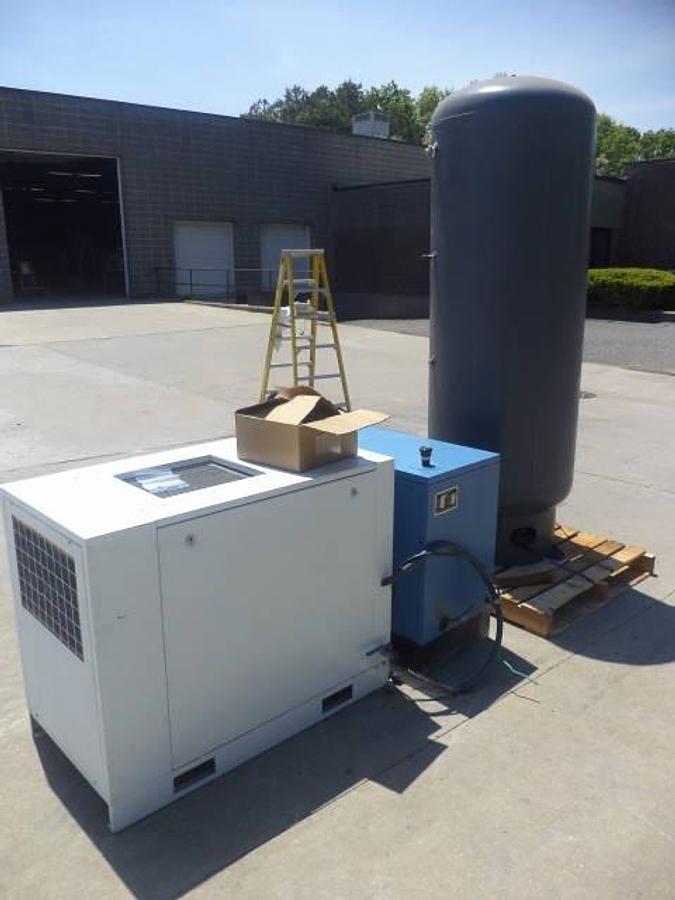 Used United States Air Compressor 15HP Compressor with Compressed Air Dryer and Expansion Tank