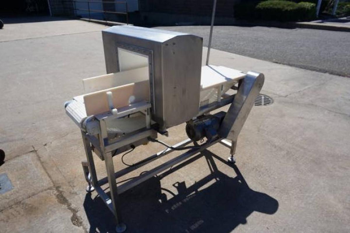 Used Safeline 13-1/2 In. Wide X 10-7/8 In. High Stainless Steel Conveyorized Metal Detector