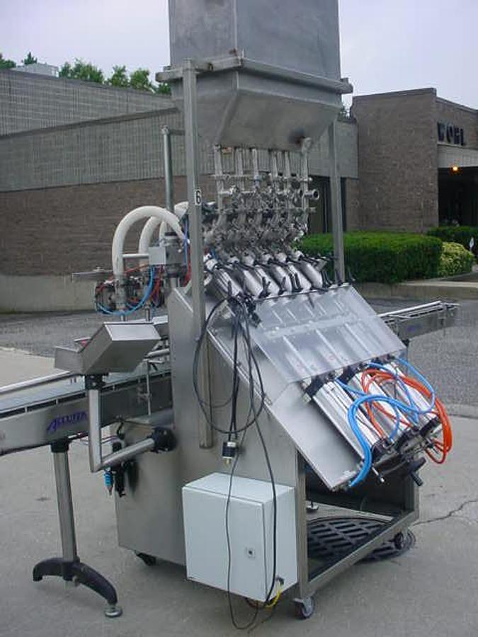 Used Accutek Avf6-32 Six Piston Automatic Filling Machine