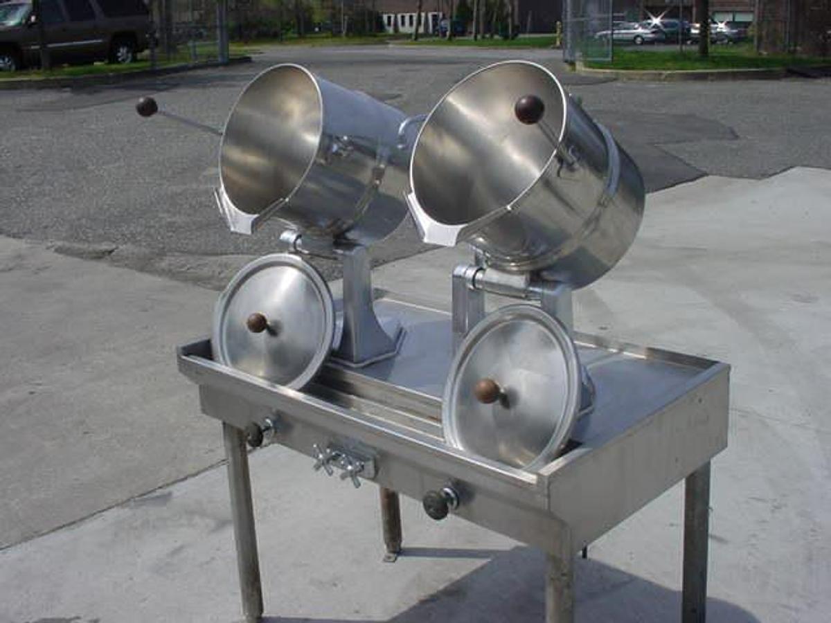 Used 5 Gal. Groen Ss Jacketed Tilt Kettles (2), One Has Base