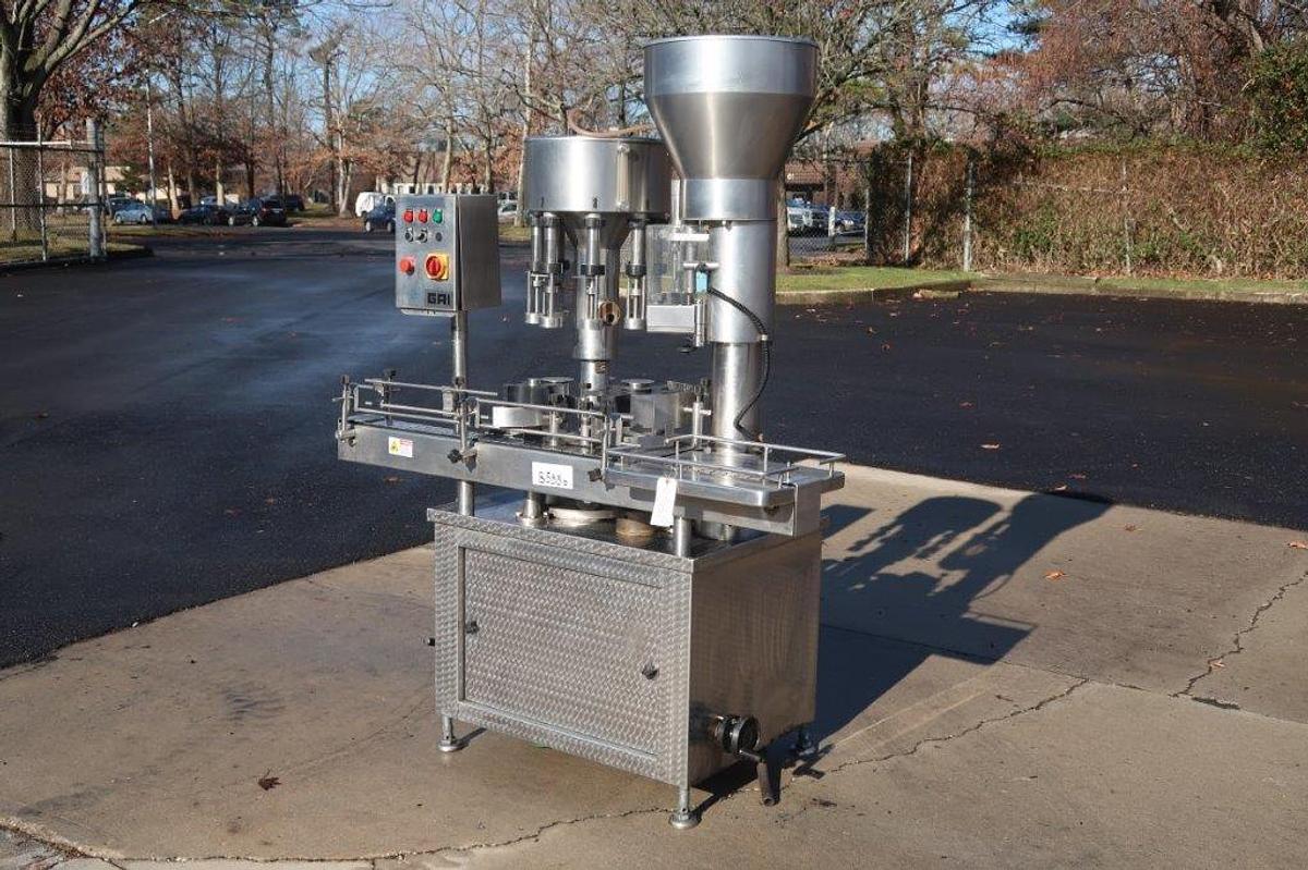 Used GAI 8 Head Wine Bottling Machine, with Corker