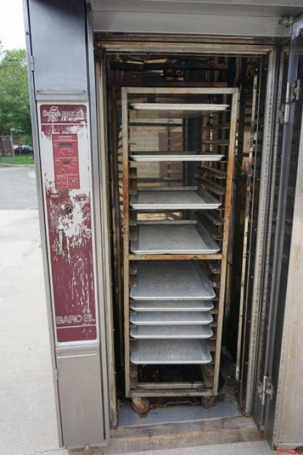Used Bakers Aid 1G Gas Fired Bakery Oven, with Rack