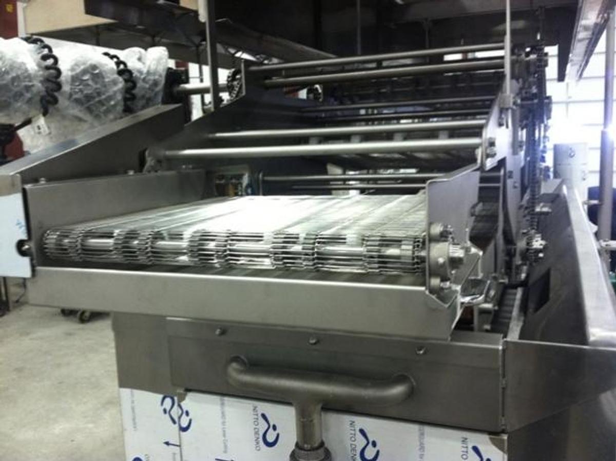 Used Heat and Control “Mastermatic” 8-24 sanitary direct-heated fryer