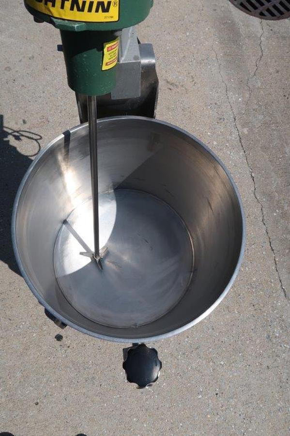 Used 20 Gallon JVNW Stainless Steel Portable Mix Tank