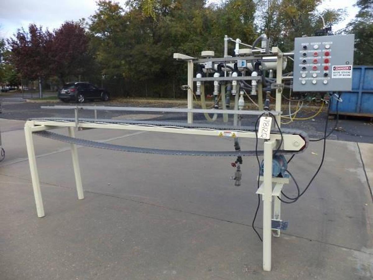 Used Pvc 4 Spout Straight Line Automatic Pressure Gravity Liquid Filling Machine