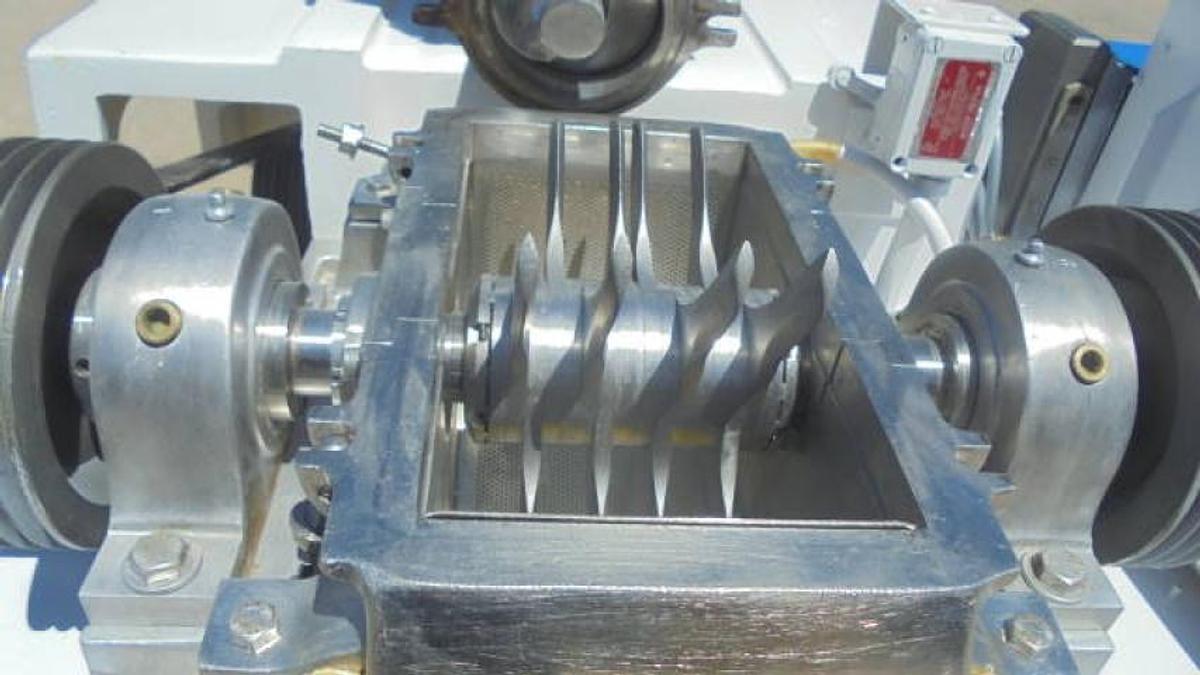 Used Fitzpatrick DAS06 Pulverizer/Comminutor, Screw Feed, Jacketed Chamber