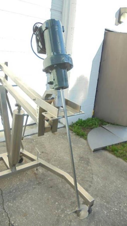 Used SPX/Lightnin .25HP Clamp-on Propeller Mixer, Variable Speed