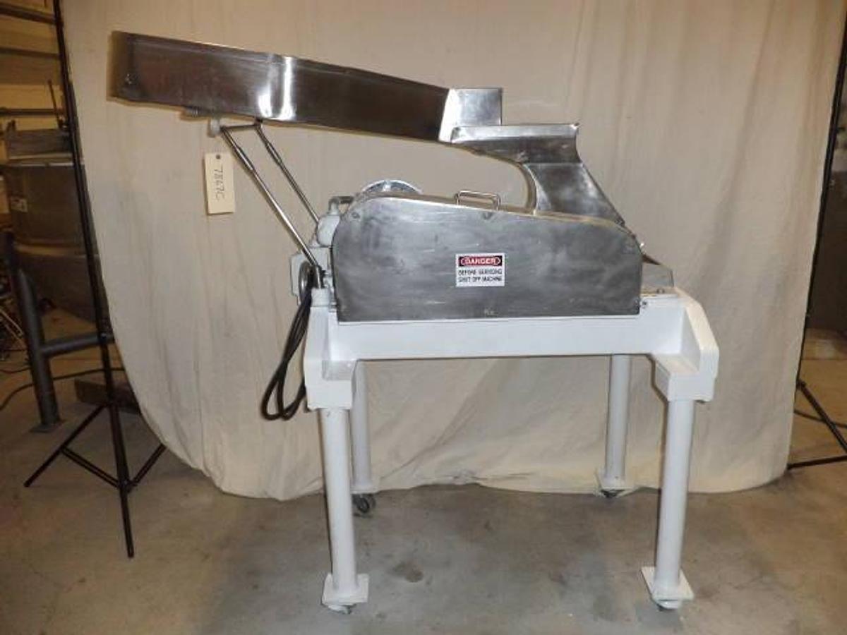 Used Fitzpatrick D6 Comminuting Mill, Pan Fed, XP