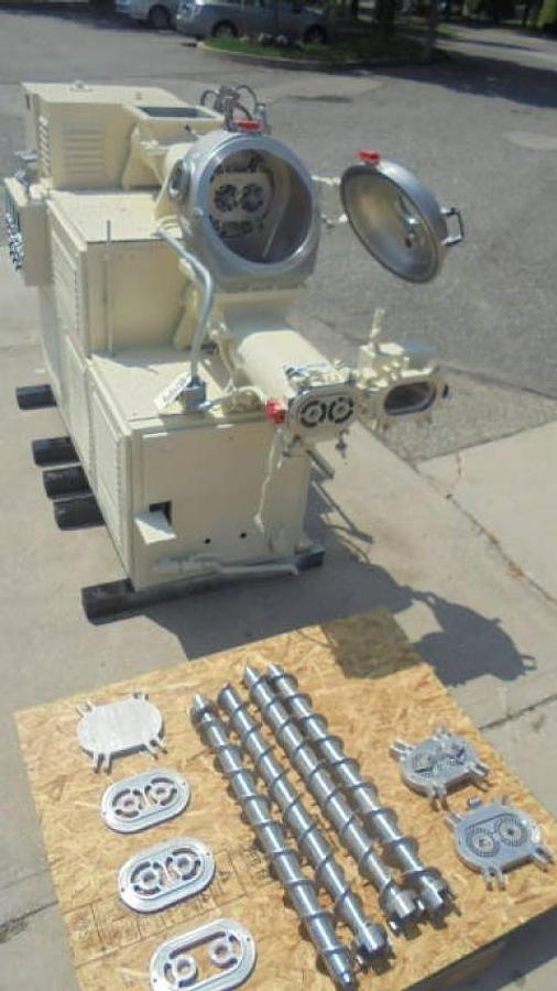 Used Mazzoni Duplex B-100 Combo Soap Vacuum Plodder