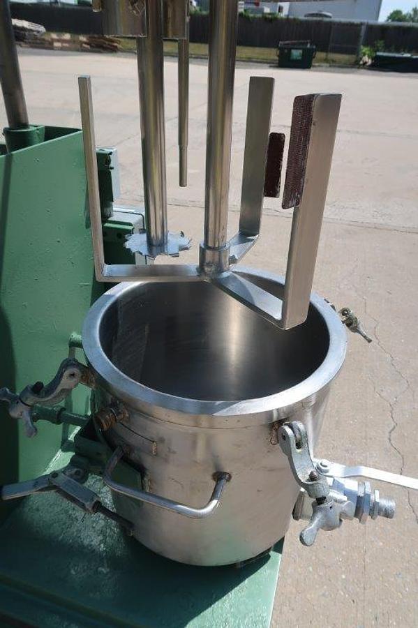 Used Myers 5 Gallon SS Dual Shaft Jacketed Vacuum Mixer, XP Motors
