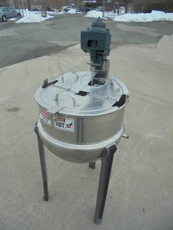 Used 30 Gallon Lee Stainless Steel Hemispherical Kettle, 40 PSI Jacket
