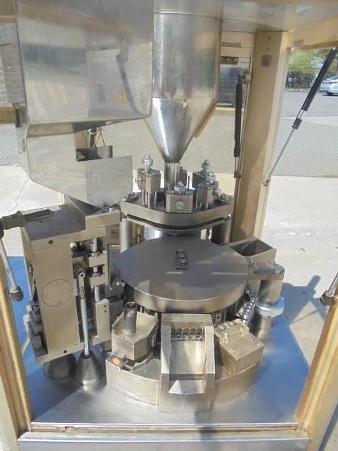 Used Han Li Phamatech Automatic Encapsulator, Miscellaneous Tooling