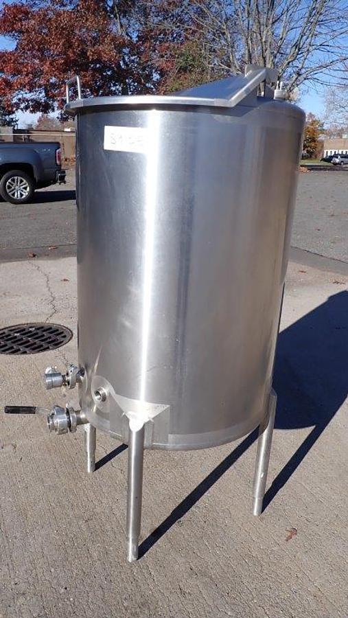 Used 100 Gallon 316 Stainless Sanitary Tank