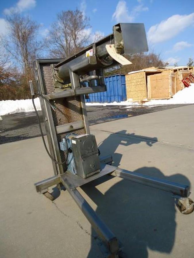 Used 4 IN. DIAMETER X 36 IN. LONG STAINLESS STEEL JACKETED HORIZONTAL SCREW CONVEYOR, PORTABLE