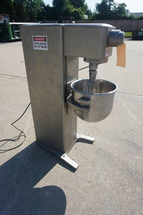 Used Univex 20 Quart Bowl Mixer, Variable Speed