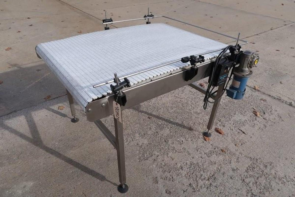 Used 42 In. X 56 In. SS Accumulation Table, Varispeed