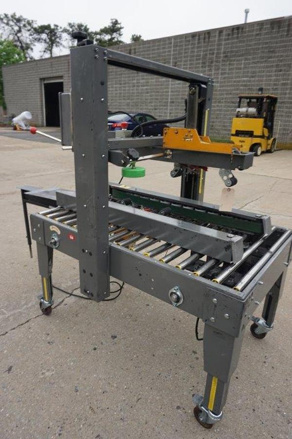 Used Packaging Systems Top and Bottom Case Taper, Portable