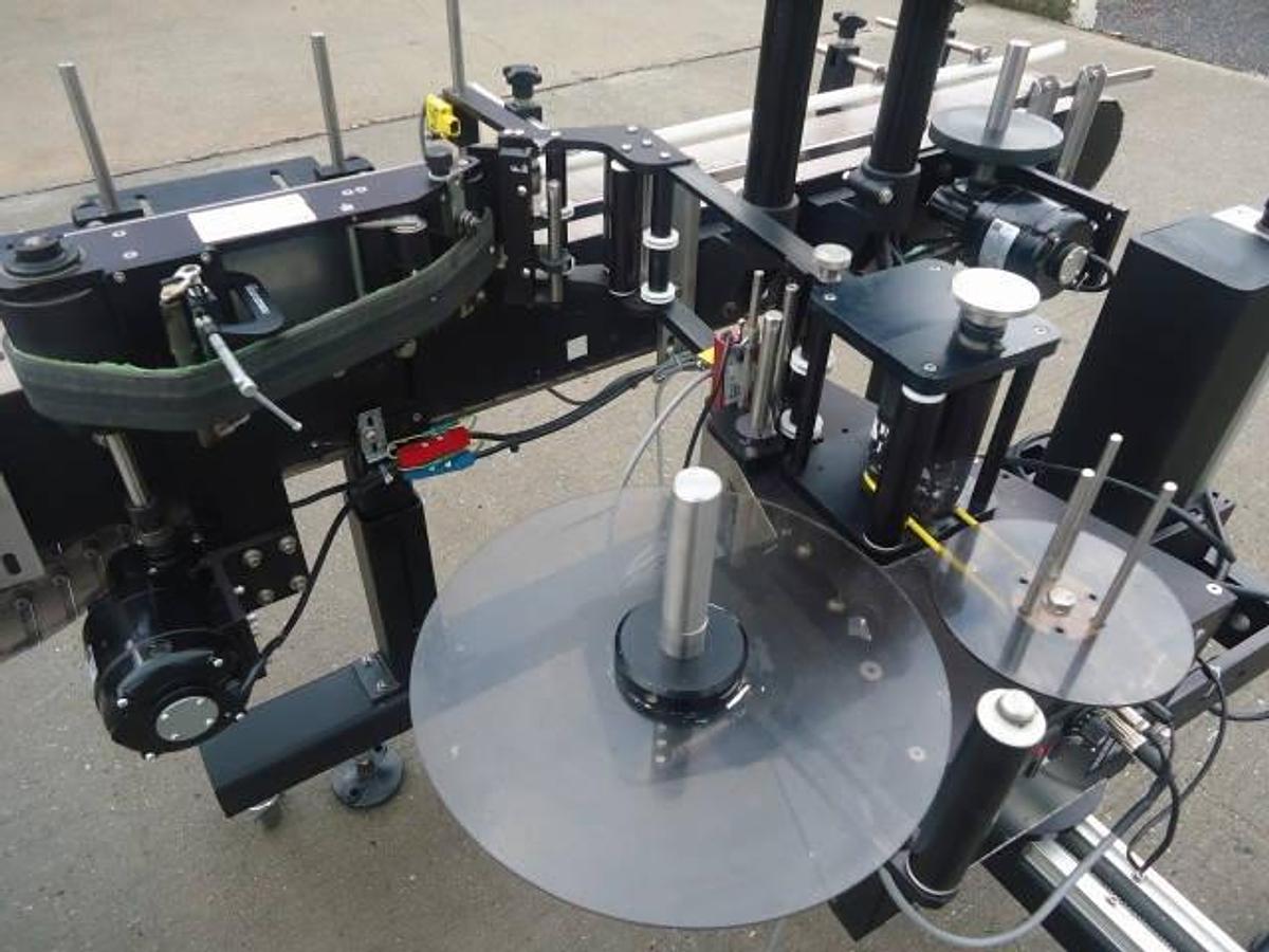 Used Versapply 9120  Pressure Sensitive Spot/Wraparound Labeler