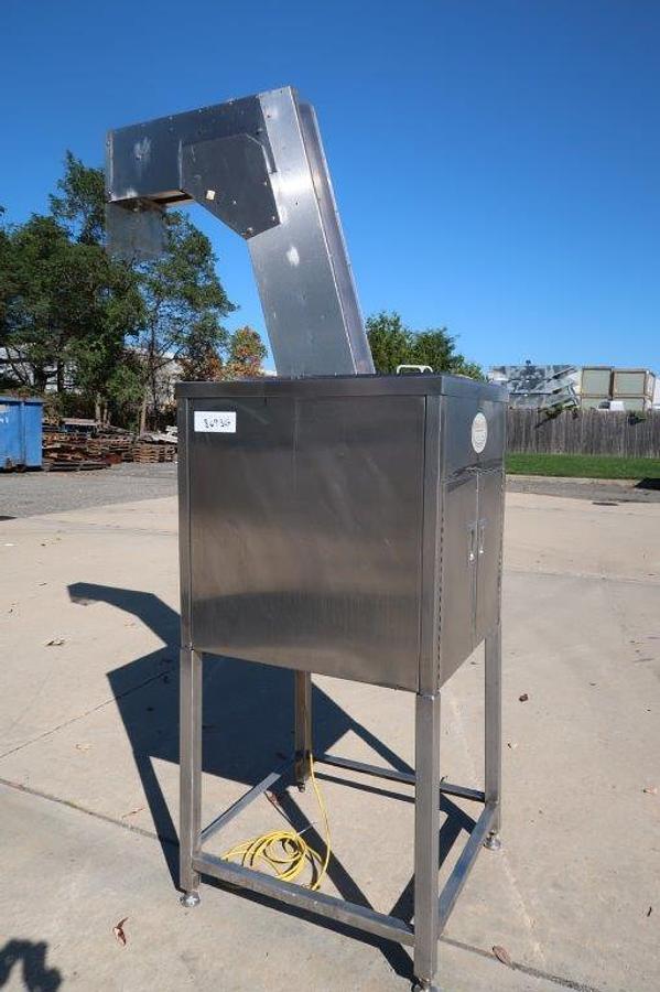 Used Palace Packaging Inclined Cleated Belt Conveyor, SS, Variable Speed
