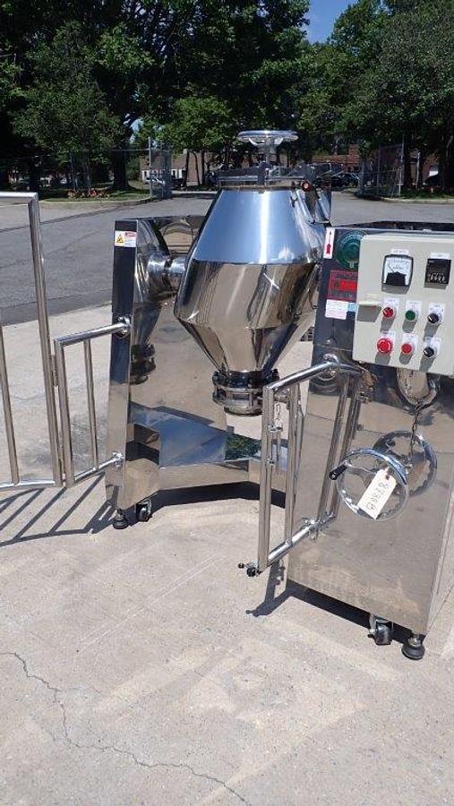 Used 3 Cu. Ft. Stainless Slant Cone Tumbling Blender, Unused