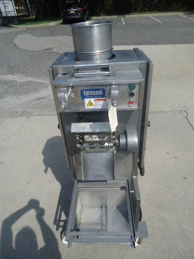 Used Toresani Filled Pasta Machine, Tortellini, Cappelletti, and Half Moon Pasta