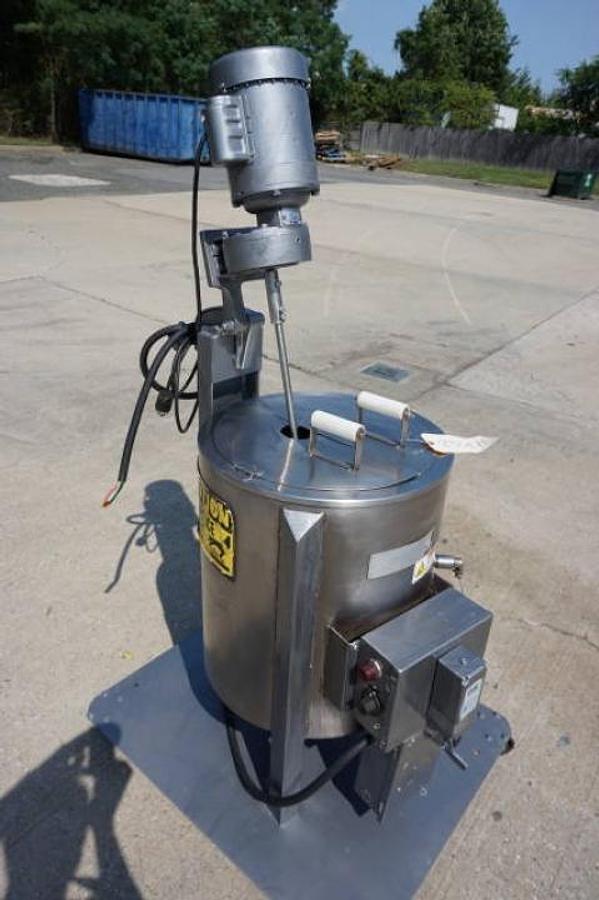 Used 15 Gallon Stainless Steel Self-Contained Electric Kettle-