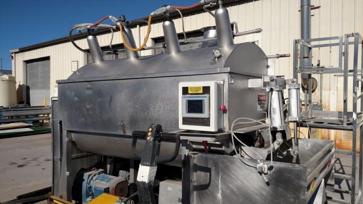 Used FPEC 2,500 Lb. Vacuum CO2 Paddle Blender