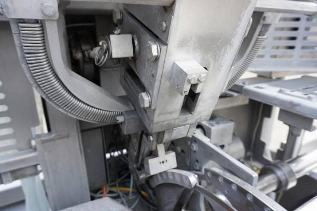 Used Tipper Tie RS4203 Automatic Clipping Machine, Stainless Steel