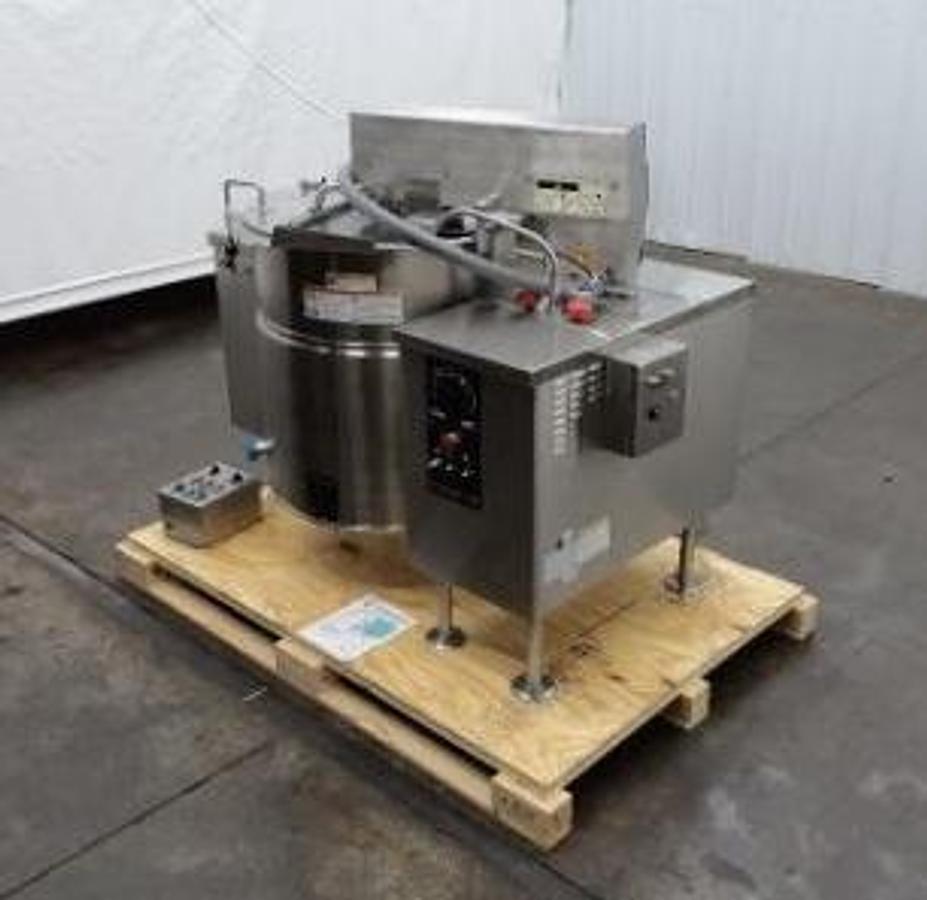 Used 60 Gal Cleveland MKEL60T Self Contained Electric Twin Action Kettle