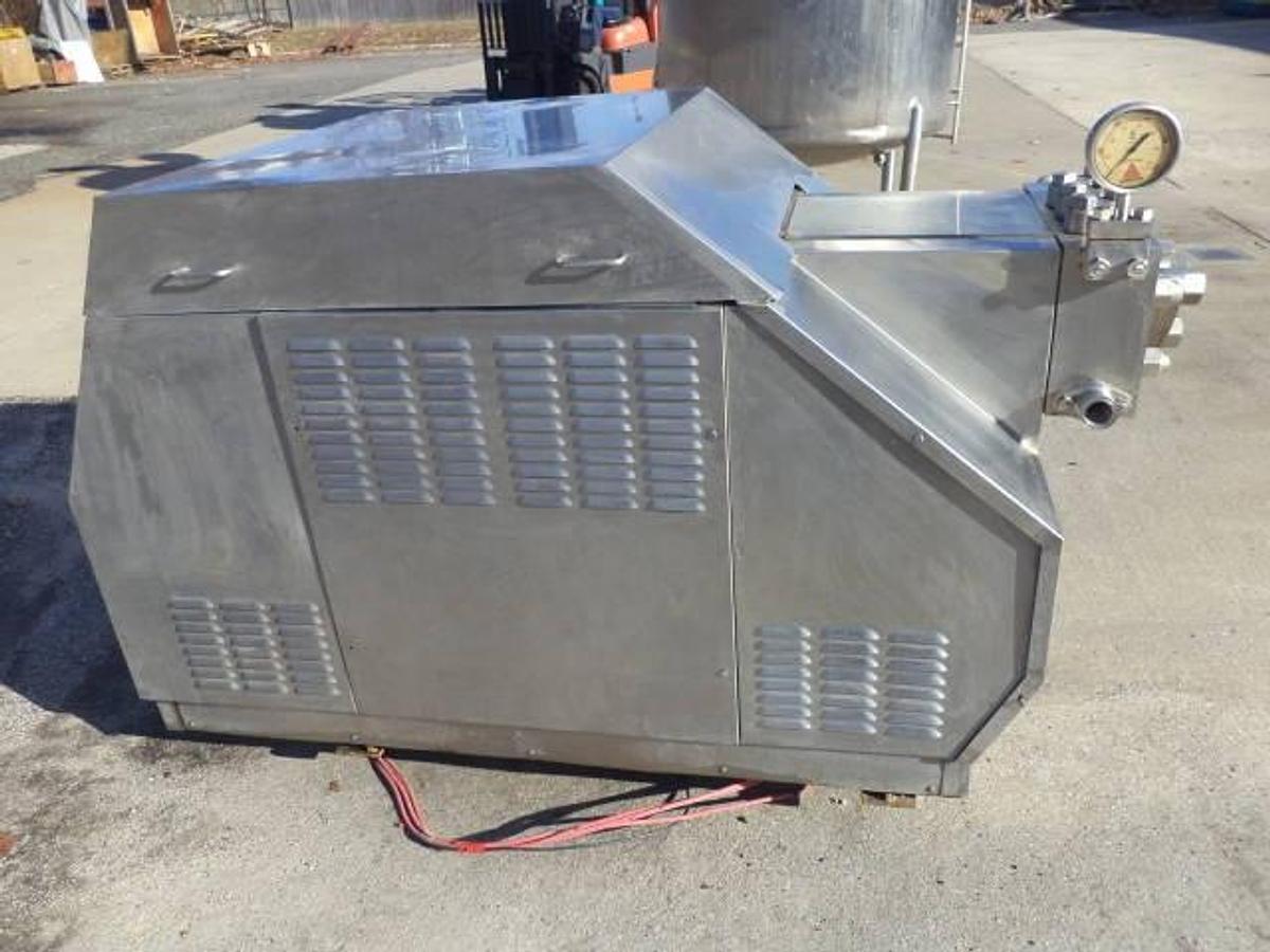Used APV/GAULIN MS-18-5TPS-1500 High Pressure Pump, 4200 PSI