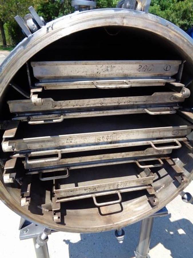 Used Shriver 30 In. Diameter Horizontal Tray Pressure Filter, 316 Stainless Internally