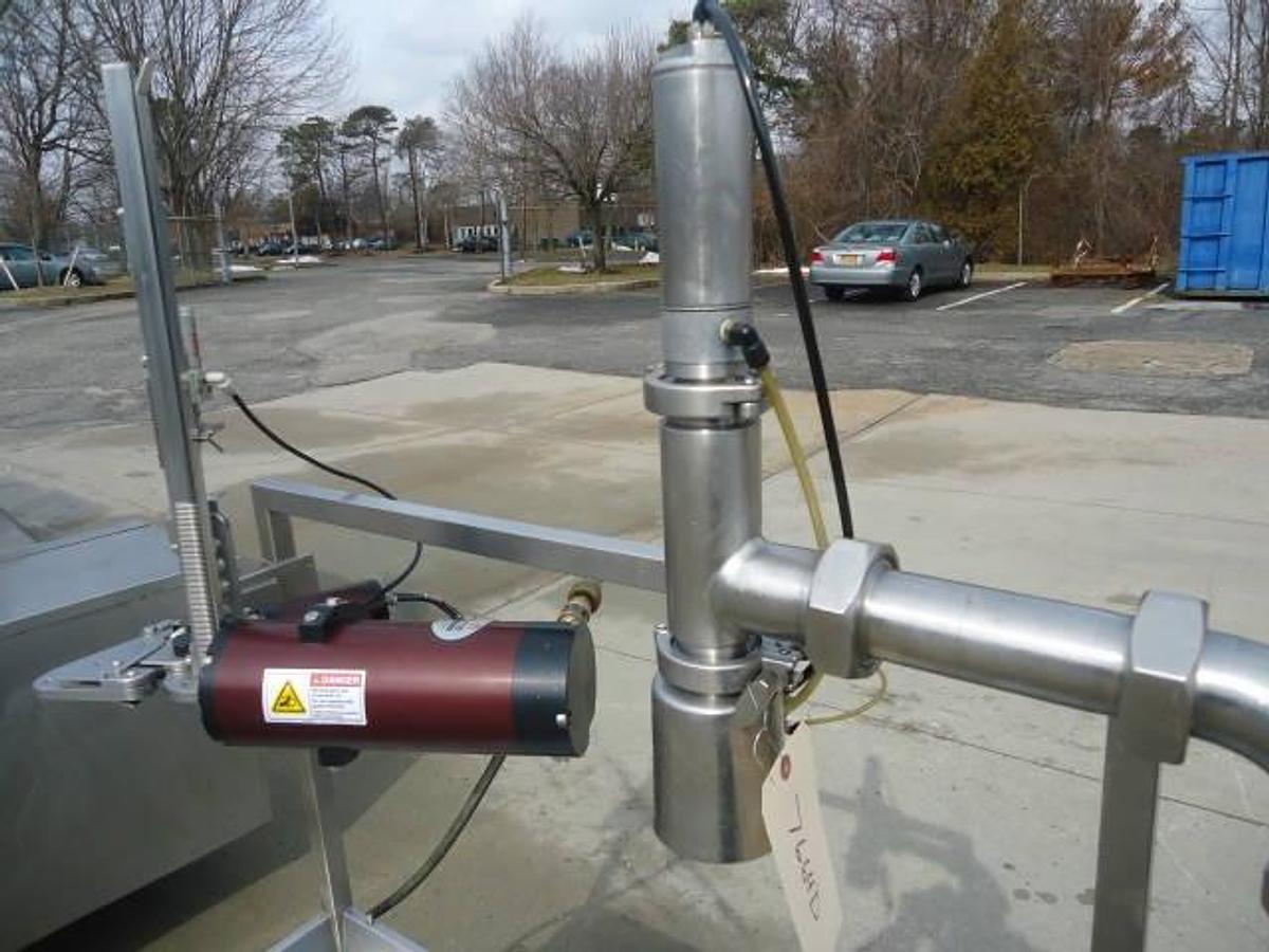 Used Cleveland Metering Filling Station With Tipper Tie Closure