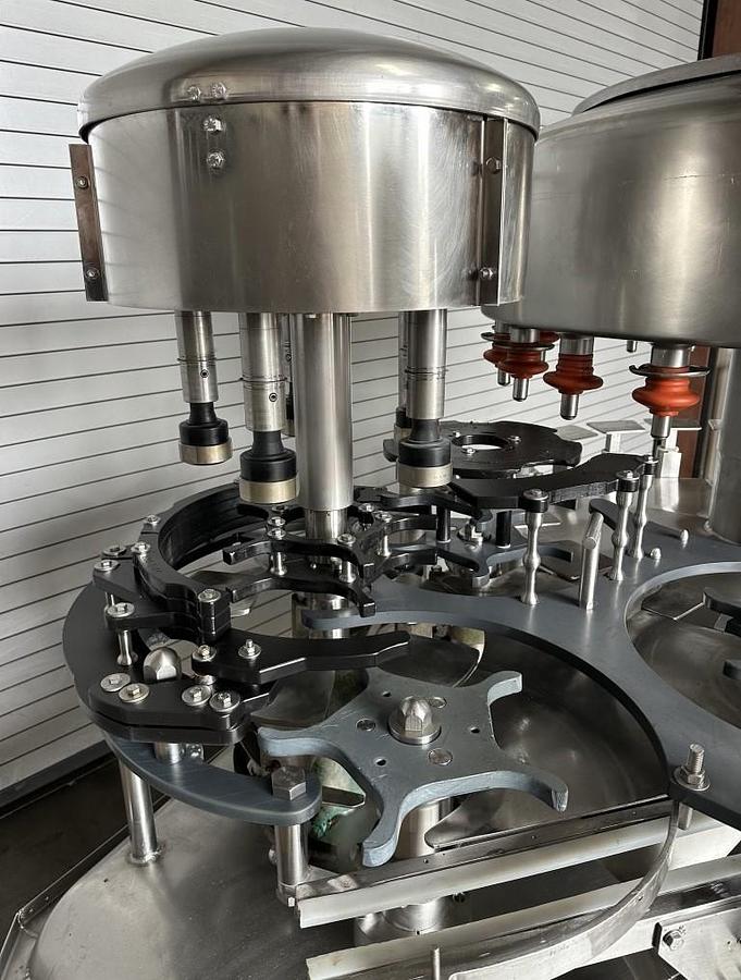 Used Federal 21 Valve Rotary Gallon Bottle Filler with 5 Head Screw Capper