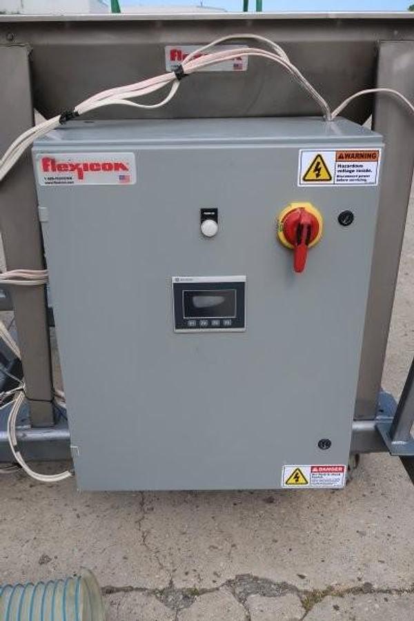 Used Flexicon Inclined Flexible Screw Conveyor with Lump Breaker