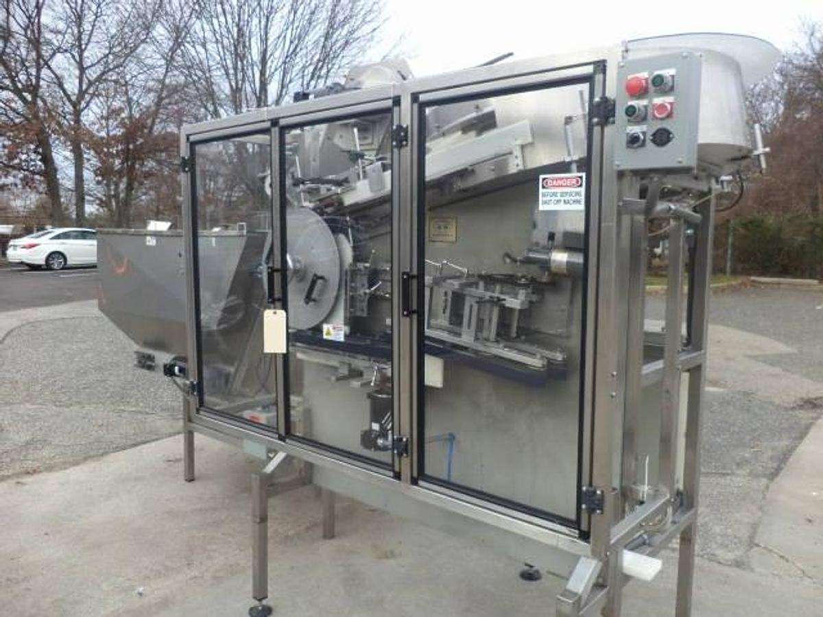 Used New England Machinery NEHA-48 Plastic Bottle Unscrambler With Elevator