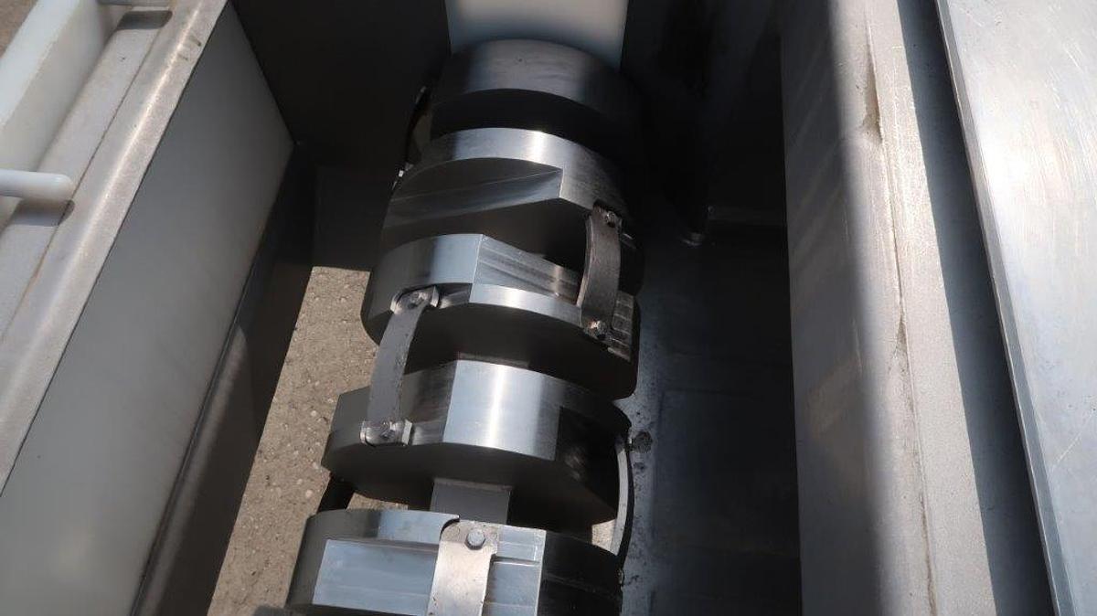 Used Genmac Hydrauflaker Combination Frozen Meat Flaker/Slicer 14X29 IN