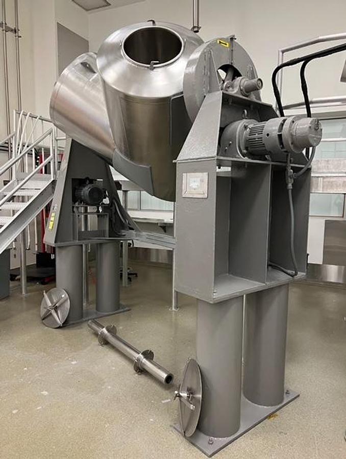 Used Patterson Kelley 30 CF Twin Shell Stainless Steel V Blender with Intensifier Bar