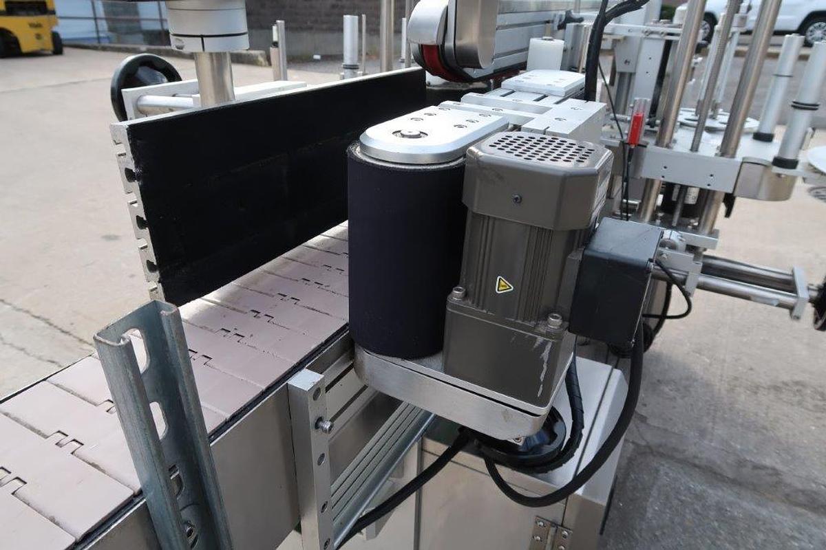 Used Pack Leader Front, Back and Wraparound Pressure Sensitive Labeler