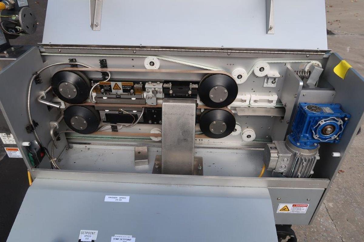 Used Bosch/Doboy B-550 Bag Sealer, Portable