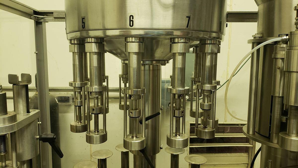 Used GAI 2511 Monobloc Wine Filling and Corking Line