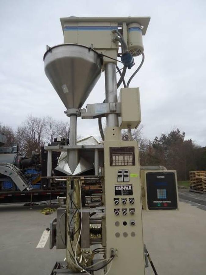 Used Key-Pak Form/Fill/Seal With Auger Filling Head