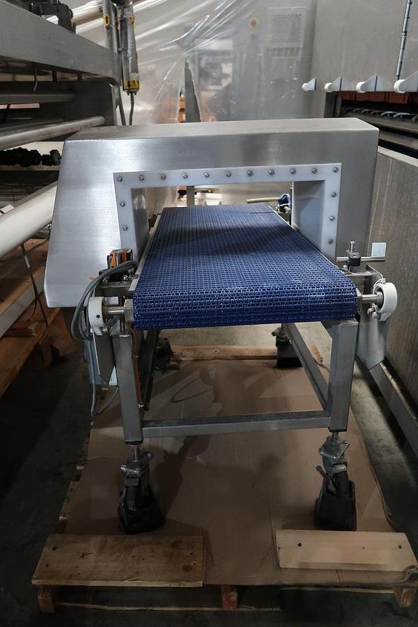 Used Loma Lock Insight Motorized Metal Detector